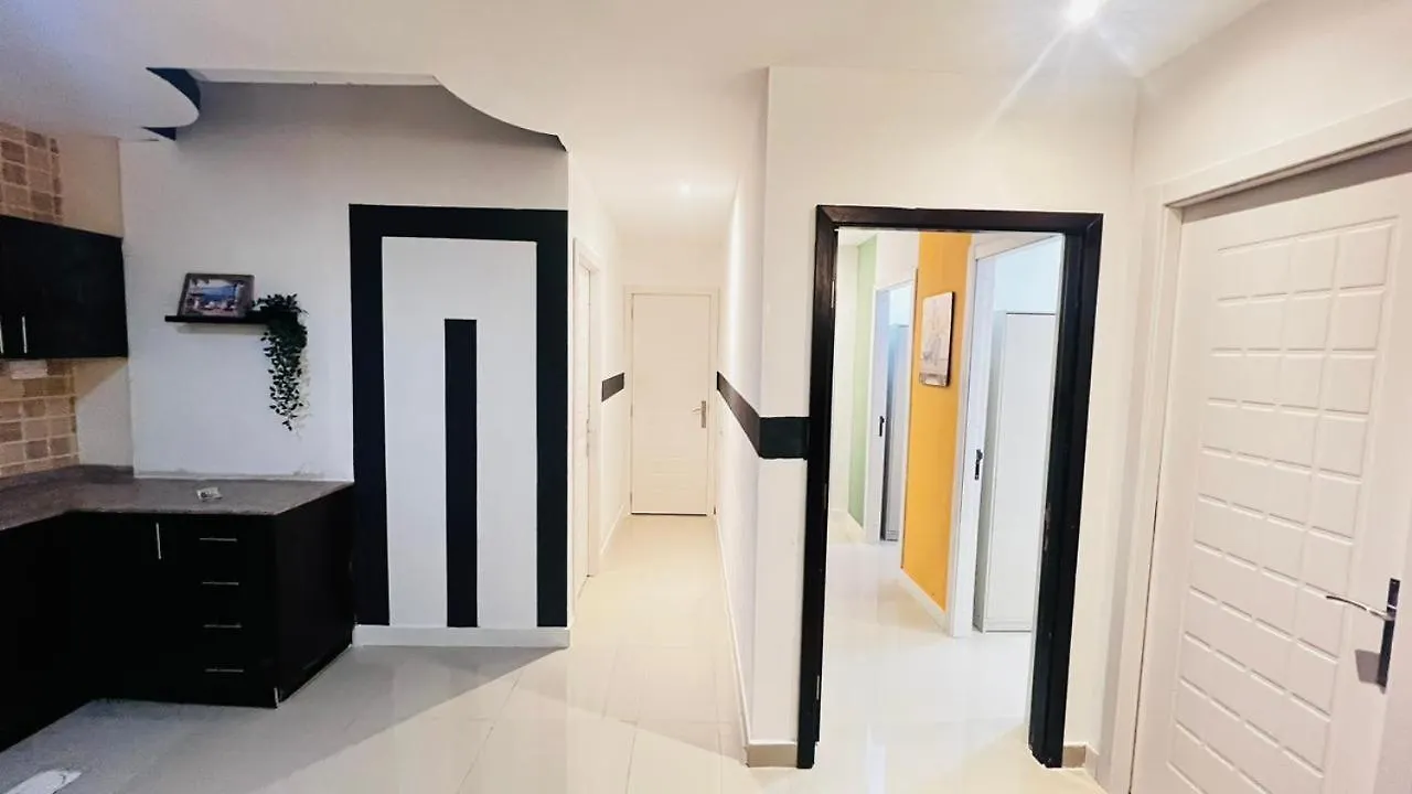 Séjour chez l'habitant Partition Room With Window Near Moe Metro Dubaï